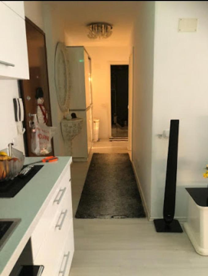 Lovely 2 Bedroom Condo In Gjilan. Kültér fotó